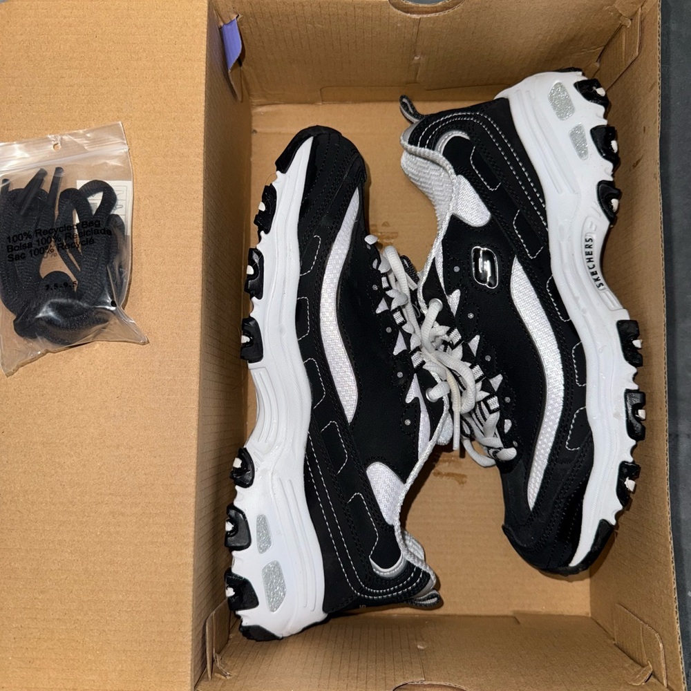 Skechers D'Lites - Biggest Fan Black and White Sneakers